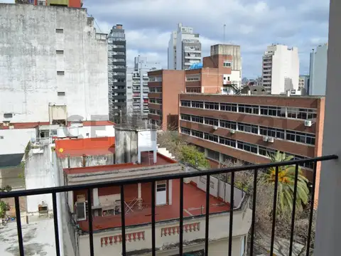 Departamento en Venta en Balvanera, USD 89.000