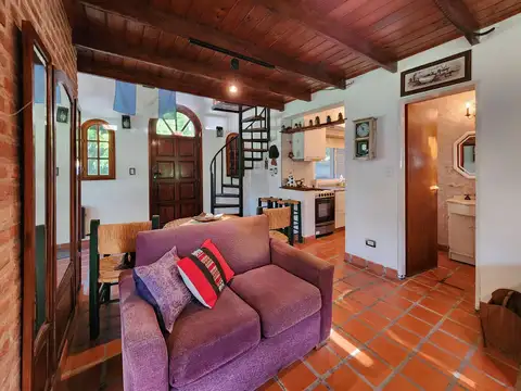 Casa en Venta con 1 cochera
