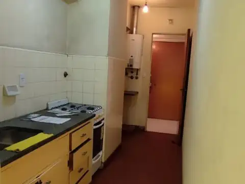 Departamento en Alquiler en Caseros, $ 800.000