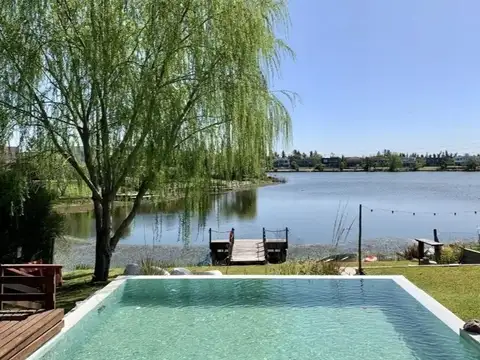 Aristóbulo Del Valle 4500