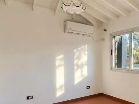ALQUILER  ANUAL– CASA 4 AMB CON PILETA | C.BCO.PCIA.MORENO