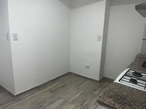 Departamento de 2 ambientes en ALQUILER en Turdera, Lomas de Zamora.