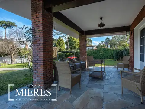 Casa en Venta en Playa Brava, USD 1.880.000