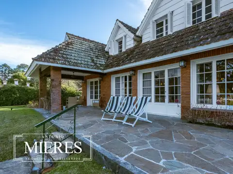 Casa en Venta de 5 dormitorios