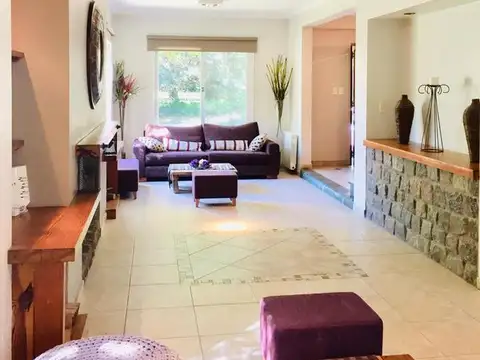 Venta Casa CANNING Saint Thomas Norte 6 Ambientes
