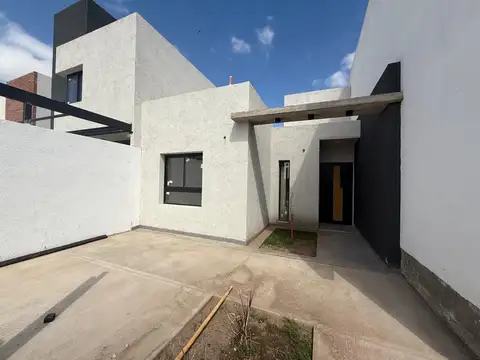 VENTA DUPLEX 2 DORMITORIOS PLANTA BAJA - DOCTA