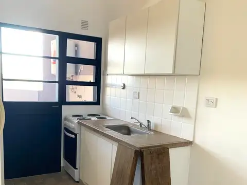 Coronel Charlone 600, Piso 7