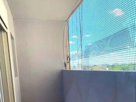 DEPARTAMENTO DE 4 AMBIENTES EN VENTA - RESTAURADO - SAN MIGUEL CENTRO - APTO CREDITO.