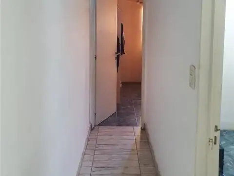Casa 2 ambientes con 2 baños