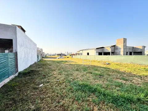 OPORTUNIDAD! Terreno central cercano a portería de 432 m2, Barrio privado Las Quintas 2, Tafí Viejo
