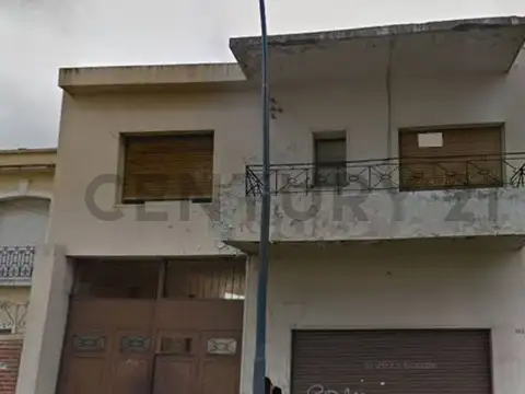 VENTA CASA OPORTUNIDAD CONSTRUCTOR PERMUTA DIRECTA POR 2 DUPLEX ZONA SUR