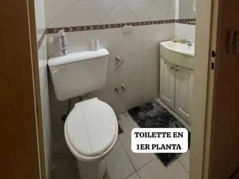 Depto Tipo Casa 3 ambientes con 2 baños