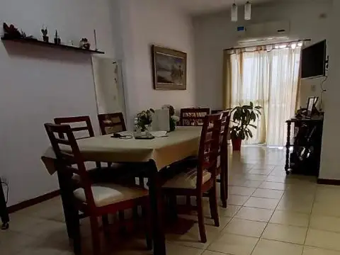 Matheu 172 , Piso 4