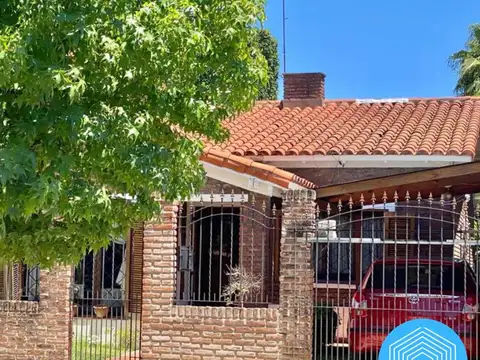 Casa 3 ambientes - Haedo Norte