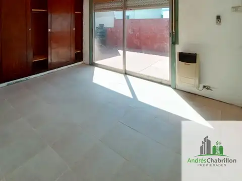 Excelente propiedad en tres plantas con posibilidad de financiar el 50%