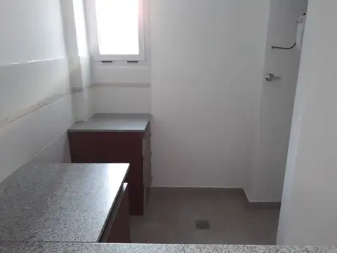 Calle 42 1100, Piso 1