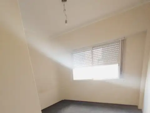 Departamento en Alquiler en Floresta, $ 600.000