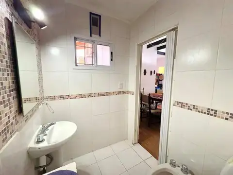 Depto Tipo Casa en Venta 40 años