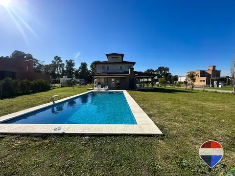 Casa en Venta en La Magdalena, USD 239.000