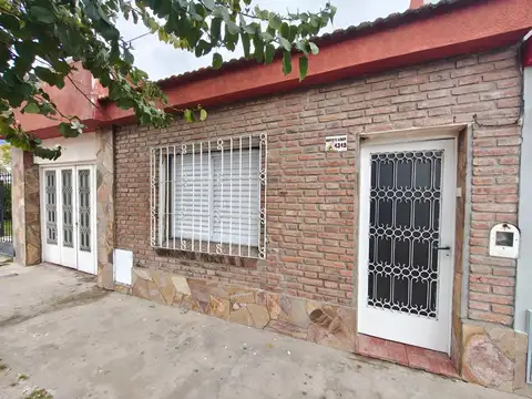 CASA FAMILIAR EN SARGENTO CABRAL