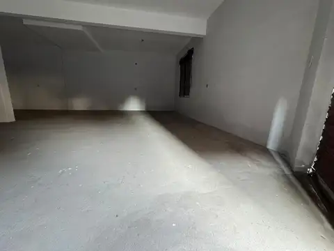 Galpon de 90 m2 en planta baja tipo Ph