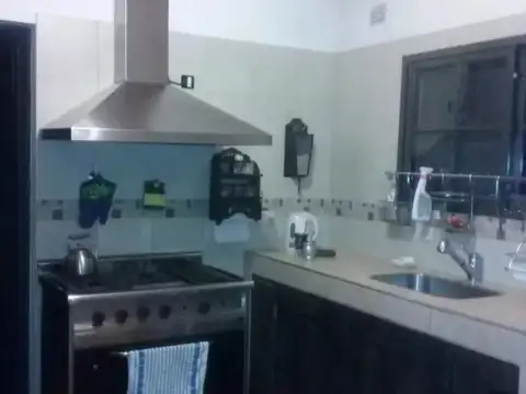 Ayolas 1000