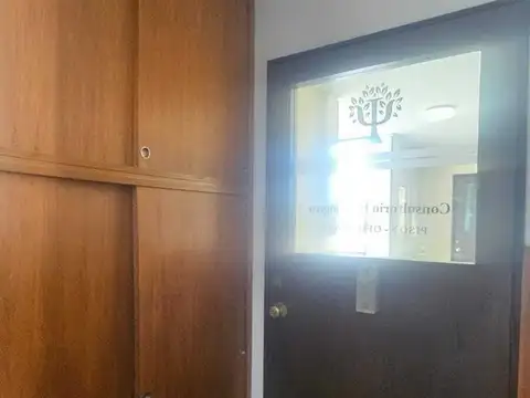 Oficina en Galería La Favorita