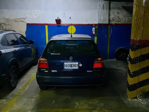 Cochera Espacio Guardacoche Cubierta Belgrano