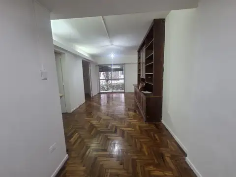 Lafinur 3100, Piso 1