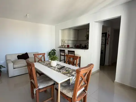 Departamento 3 ambientes con 2 baños