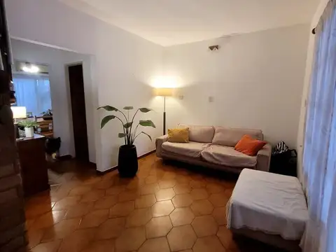 Depto Tipo Casa en Venta con 1 cocheras