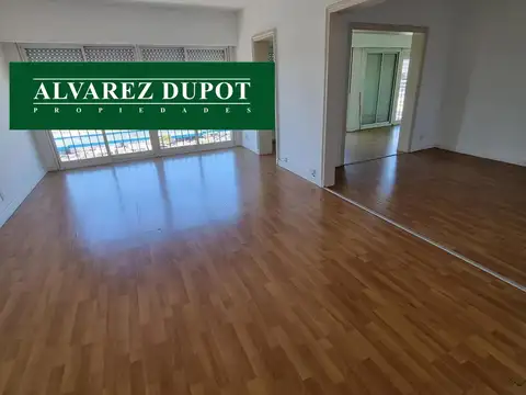 Avenida Libertador al 200