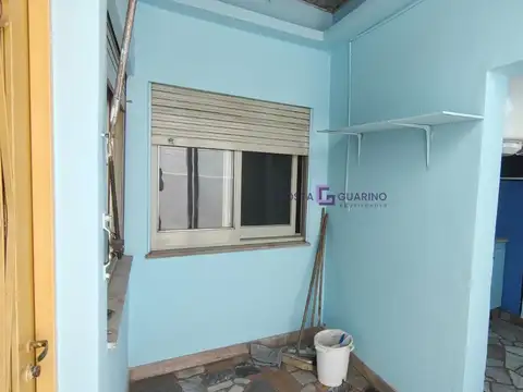 Depto Tipo Casa 2 ambientes con 1 baño