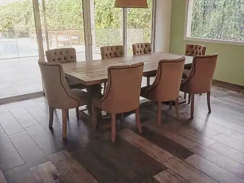 Casa en Alquiler de 4 dormitorios