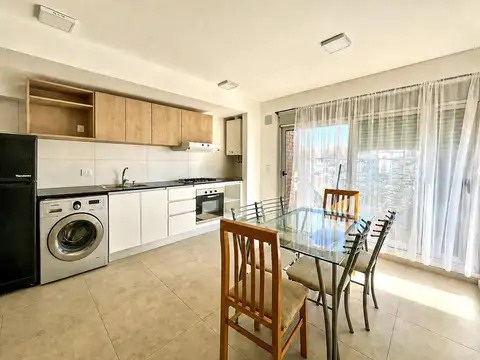 VENTA/PERMUTA: Departamento de 1 Dormitorio con Balcón, Parrilla y Amenities. Nuestra Señora de Lour