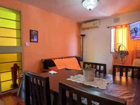 Departamento 4 ambientes con 1 baño