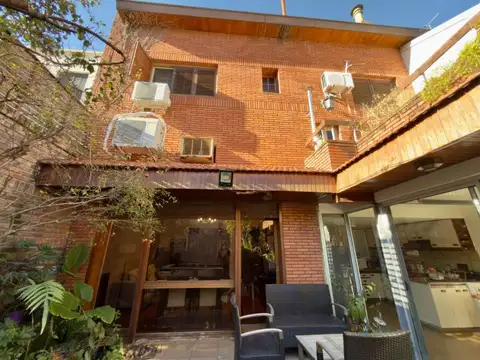 ALQUILER EXCLUSIVO | CASA DE ESTILO A 3 CUADRAS DE PLAZA ARENALES