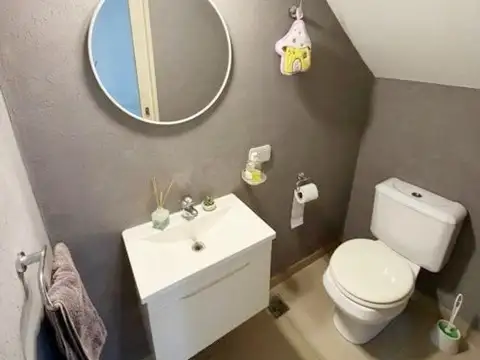 Depto Tipo Casa en Venta en Luis Guillon, USD 88.000