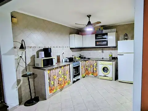 VENTA GALPON CON CASA 2 DORMITORIOS EN BELGRANO