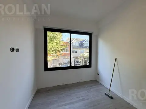 Departamento 3 amb con Patio y cochera  A ESTRENAR  EN POZO! MUNRO