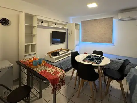 Departamento en Alquiler en Guemes, $ 600.000