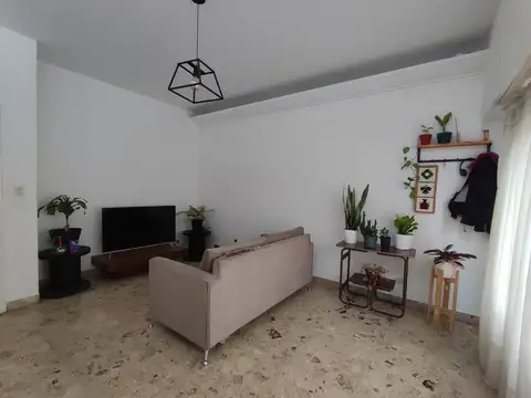 Marco Avellaneda 800