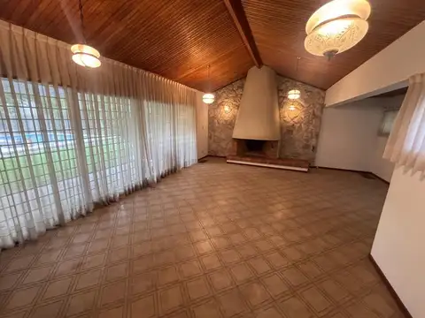 Casa en Alquiler en La Puntilla, USD 2.800