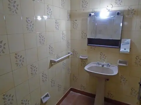 Depto Tipo Casa en Venta con 1 cocheras