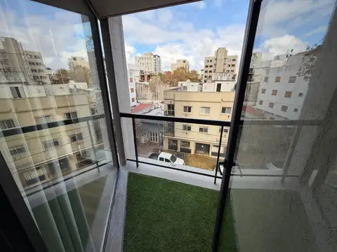 Monoambiente Moderno con balcon Amueblado