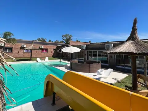 OPORTUNIDAD ÚNICA,Venta Casa Quinta, Villa La Ribera,Iriondo