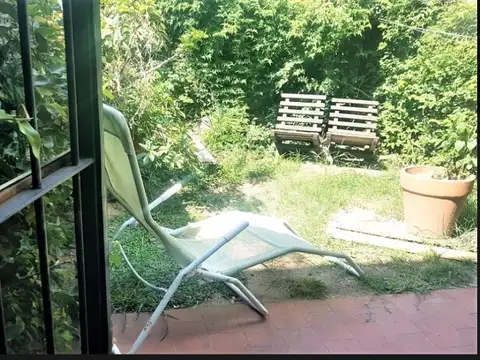 Depto Tipo Casa en Venta con 1