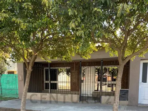 CASA EN VENTA EN RECREO- 3 DORMITORIOS