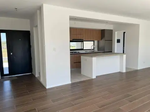 Casa en Venta en San Sebastián, USD 169.000