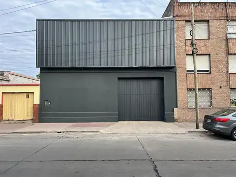 Mariano Moreno 900